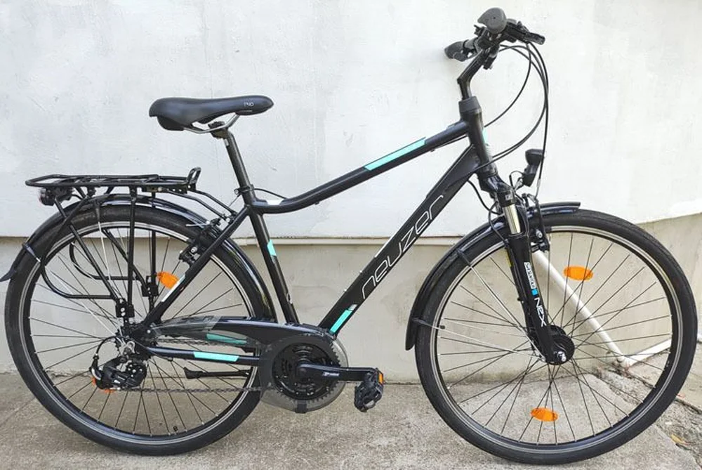 Cestmý trekingový NEUZER RAVENNA 100  19" ALU hliníkový rám 28" kolesá 3x7 prevodov SHIMANO + LED SVETLÁ