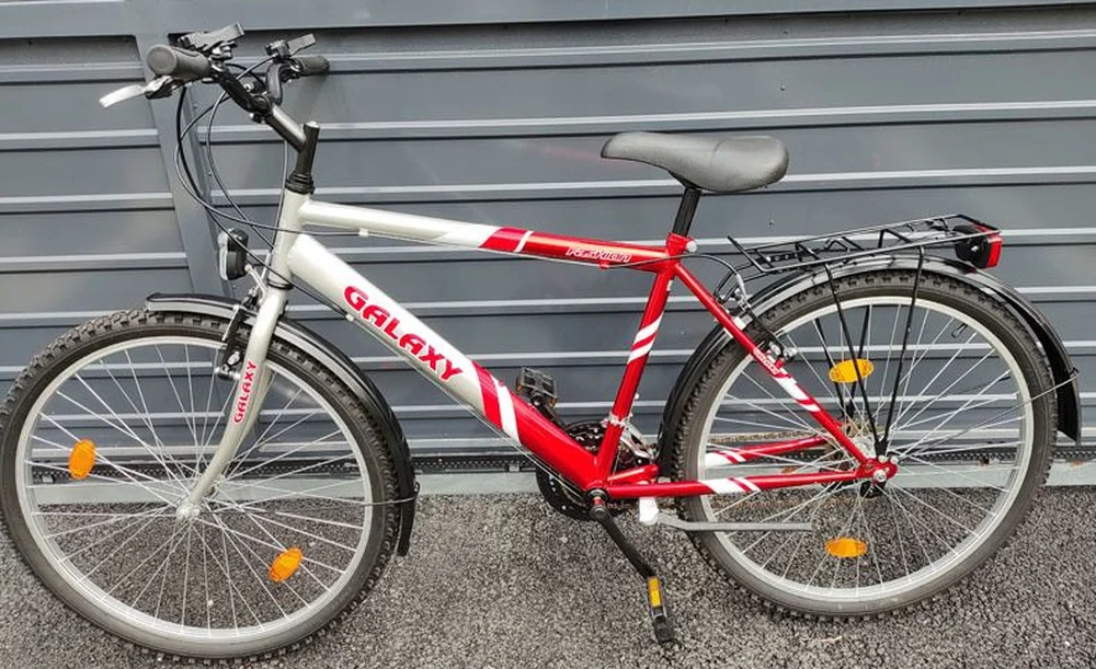 Cestný bicykel GALAXY, 18,5” rám, 3x6 prevodov, Led svetlá