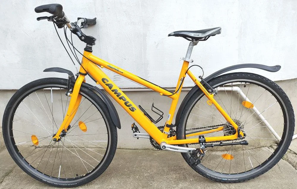 Trekingový CAMPUS 20,5" ľahký ALUMINIUM rám 28" kolesá 3x9 prevodov SHIMANO